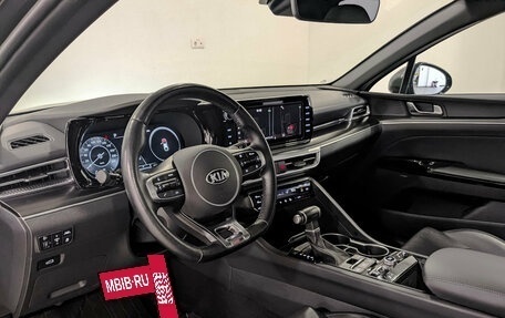 KIA K5, 2021 год, 2 950 000 рублей, 15 фотография