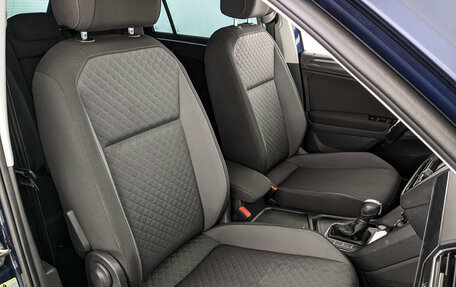 Volkswagen Tiguan II, 2017 год, 2 200 000 рублей, 24 фотография