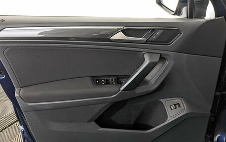 Volkswagen Tiguan II, 2017 год, 2 200 000 рублей, 19 фотография