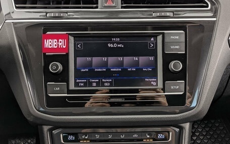 Volkswagen Tiguan II, 2017 год, 2 200 000 рублей, 17 фотография