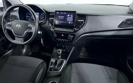 Hyundai Solaris II рестайлинг, 2021 год, 1 399 000 рублей, 12 фотография