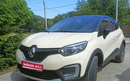 Renault Kaptur I рестайлинг, 2019 год, 1 790 000 рублей, 1 фотография