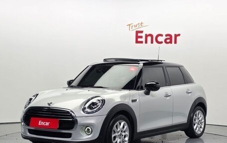 MINI Cabrio, 2020 год, 1 820 000 рублей, 1 фотография