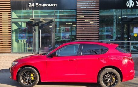 Alfa Romeo Stelvio, 2021 год, 3 430 000 рублей, 2 фотография