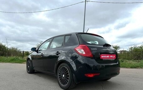 KIA cee'd I рестайлинг, 2010 год, 680 000 рублей, 3 фотография