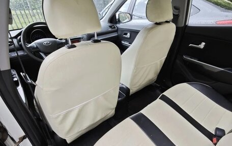 KIA Rio III рестайлинг, 2013 год, 850 000 рублей, 7 фотография