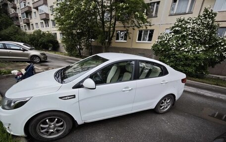 KIA Rio III рестайлинг, 2013 год, 850 000 рублей, 2 фотография