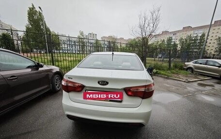 KIA Rio III рестайлинг, 2013 год, 850 000 рублей, 4 фотография