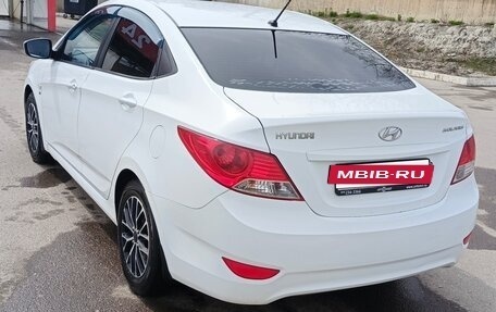 Hyundai Solaris II рестайлинг, 2012 год, 550 000 рублей, 3 фотография