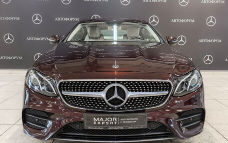 Mercedes-Benz E-Класс, 2018 год, 4 700 000 рублей, 1 фотография