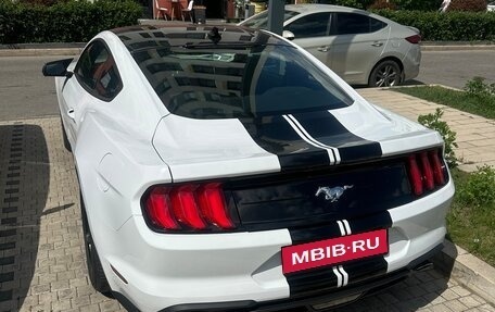 Ford Mustang VI рестайлинг, 2023 год, 2 500 000 рублей, 1 фотография