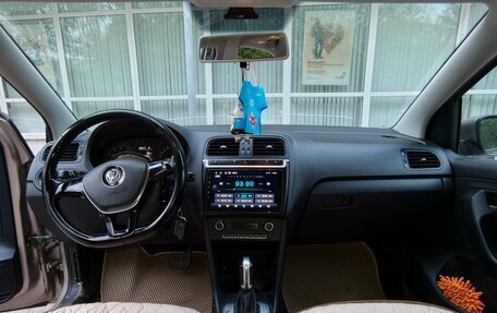 Volkswagen Polo VI (EU Market), 2017 год, 990 000 рублей, 1 фотография