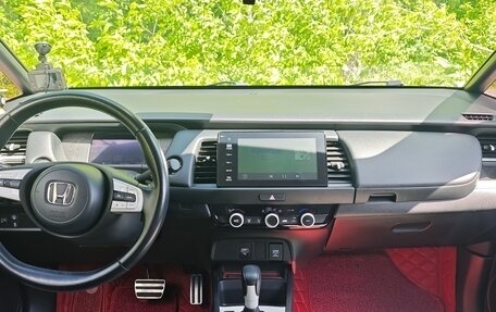 Honda Fit, 2020 год, 1 750 000 рублей, 9 фотография