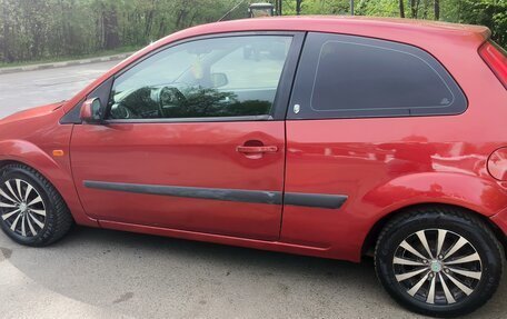 Ford Fiesta, 2008 год, 260 000 рублей, 3 фотография