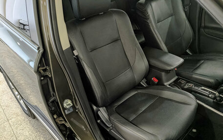 Mitsubishi Outlander III рестайлинг 3, 2017 год, 1 890 000 рублей, 23 фотография