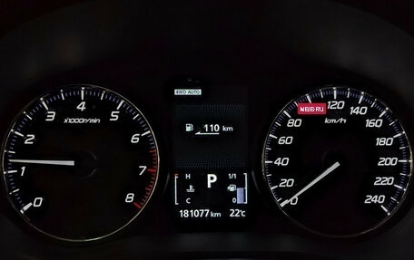 Mitsubishi Outlander III рестайлинг 3, 2017 год, 1 890 000 рублей, 16 фотография