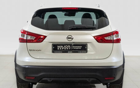 Nissan Qashqai, 2017 год, 1 990 000 рублей, 6 фотография