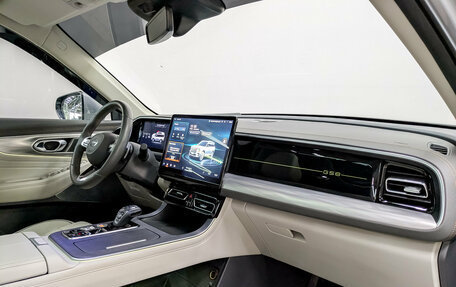 GAC GS8, 2023 год, 3 250 000 рублей, 10 фотография