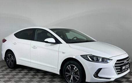 Hyundai Elantra VI рестайлинг, 2017 год, 1 360 000 рублей, 3 фотография