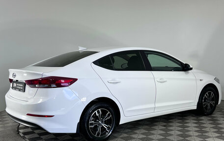 Hyundai Elantra VI рестайлинг, 2017 год, 1 360 000 рублей, 8 фотография