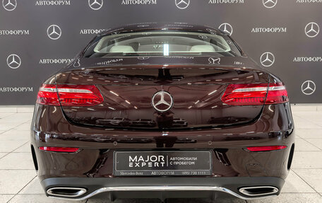 Mercedes-Benz E-Класс, 2018 год, 4 700 000 рублей, 5 фотография
