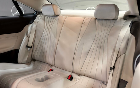 Mercedes-Benz E-Класс, 2018 год, 4 700 000 рублей, 17 фотография