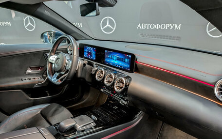 Mercedes-Benz CLA, 2021 год, 3 295 000 рублей, 11 фотография