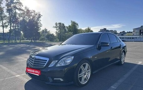 Mercedes-Benz E-Класс, 2011 год, 1 600 000 рублей, 2 фотография