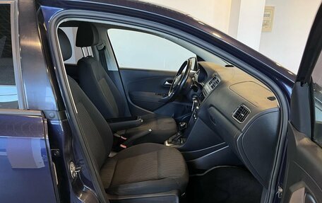 Volkswagen Polo VI (EU Market), 2012 год, 660 000 рублей, 29 фотография