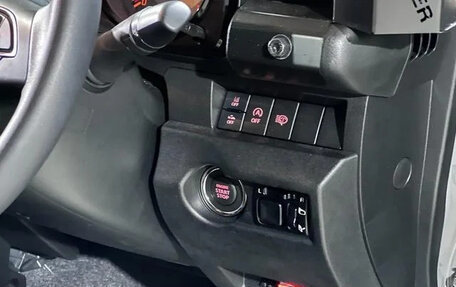 Suzuki Jimny, 2023 год, 1 630 000 рублей, 18 фотография