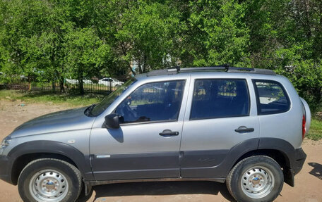 Chevrolet Niva I рестайлинг, 2014 год, 550 000 рублей, 4 фотография