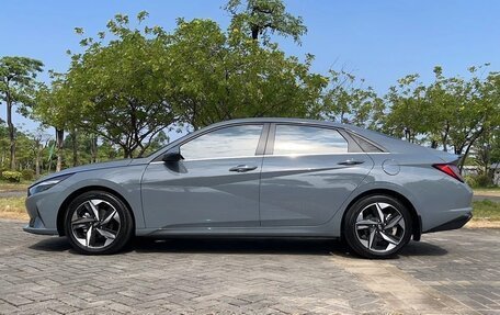 Hyundai Elantra, 2022 год, 1 630 000 рублей, 6 фотография