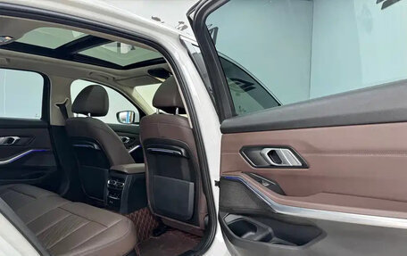 BMW 3 серия, 2022 год, 2 250 000 рублей, 16 фотография