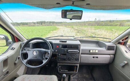 Volkswagen Transporter T4, 2002 год, 400 000 рублей, 14 фотография