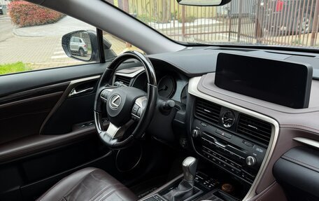 Lexus RX IV рестайлинг, 2021 год, 5 550 000 рублей, 14 фотография