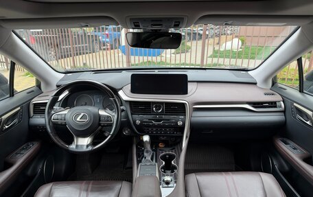 Lexus RX IV рестайлинг, 2021 год, 5 550 000 рублей, 15 фотография