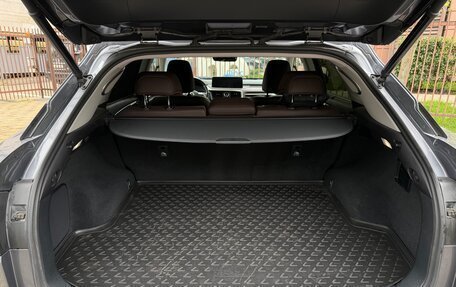 Lexus RX IV рестайлинг, 2021 год, 5 550 000 рублей, 8 фотография