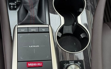 Lexus RX IV рестайлинг, 2021 год, 5 550 000 рублей, 17 фотография