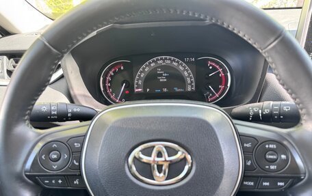 Toyota RAV4, 2021 год, 3 590 000 рублей, 12 фотография