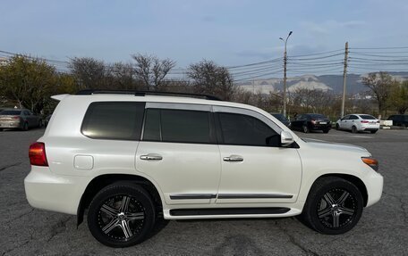 Toyota Land Cruiser 200, 2014 год, 4 900 000 рублей, 1 фотография