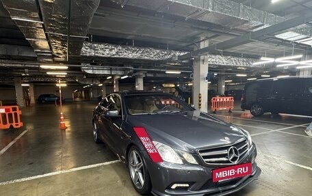 Mercedes-Benz E-Класс, 2010 год, 1 100 000 рублей, 3 фотография