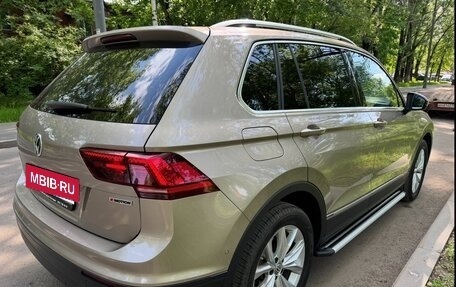 Volkswagen Tiguan II, 2018 год, 2 700 000 рублей, 8 фотография