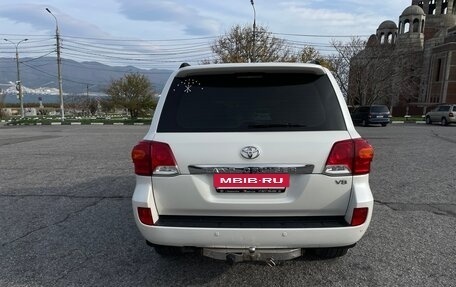 Toyota Land Cruiser 200, 2014 год, 4 900 000 рублей, 6 фотография