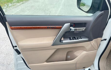 Toyota Land Cruiser 200, 2014 год, 4 900 000 рублей, 13 фотография
