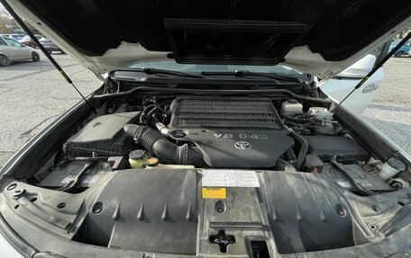 Toyota Land Cruiser 200, 2014 год, 4 900 000 рублей, 22 фотография