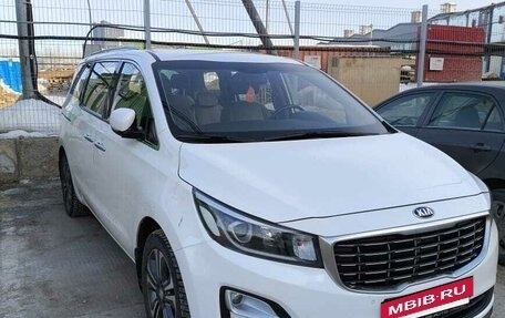 KIA Carnival III, 2018 год, 2 800 000 рублей, 6 фотография