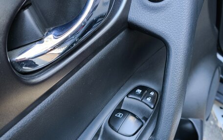Nissan X-Trail, 2016 год, 1 800 000 рублей, 13 фотография