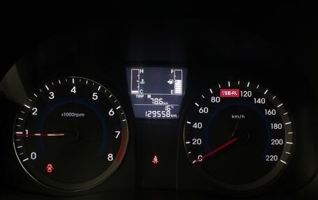 Hyundai Solaris II рестайлинг, 2016 год, 890 000 рублей, 15 фотография