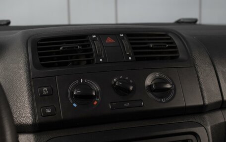 Skoda Fabia II, 2010 год, 680 000 рублей, 14 фотография