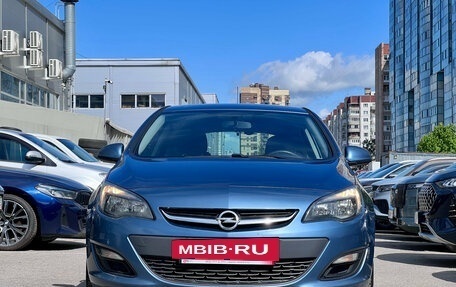 Opel Astra J, 2013 год, 799 000 рублей, 2 фотография